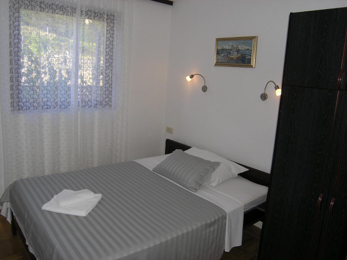 Apartments Mari With Terrace Baška Exteriér fotografie